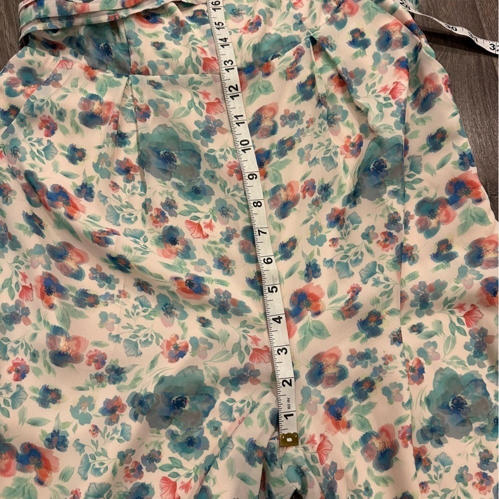 Bebe Jumpsuit Tie Wrap Waist Wide Leg Floral Glitchy Cottagecore Femine Size M - Picture 12 of 16